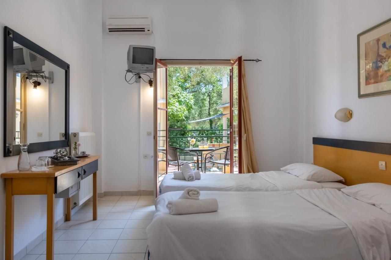 Wilde Rose Hotel ดัสเซีย ภายนอก รูปภาพ