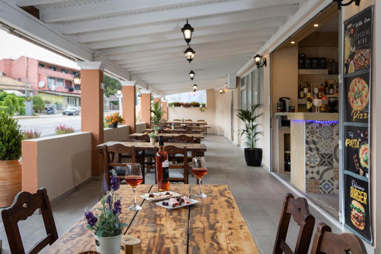 Wilde Rose Hotel ดัสเซีย ภายนอก รูปภาพ